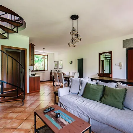 아파트 Casa Negrana By Quokka 360 - View In